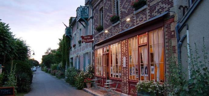 La Petite Maison De Giverny - Gite De Charme 5 Etoiles Au Coeur Du Village - 3 Chambres Exterior foto